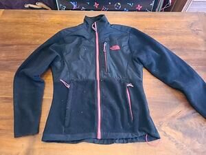 The North Face Jacket Womens Size Small Pink Fleece Full Zip